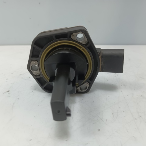 Czujnik poziomu oleju silnikowego  1J0907660B VAG