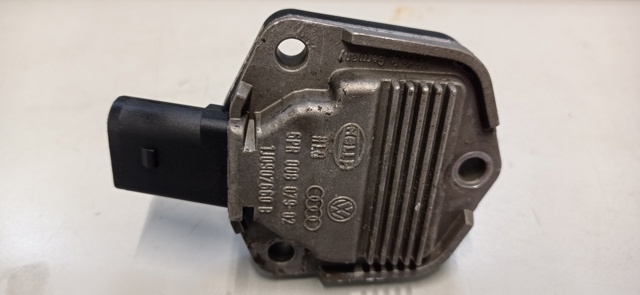 Czujnik poziomu oleju silnikowego  1J0907660B VAG