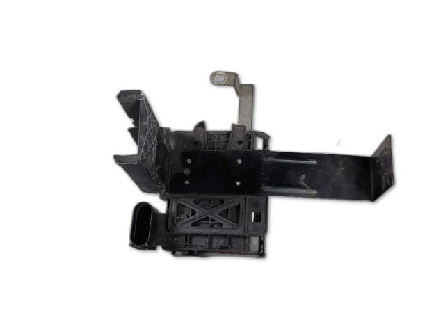 Skrzynka bezpieczników Volkswagen Polo 3 6KV2