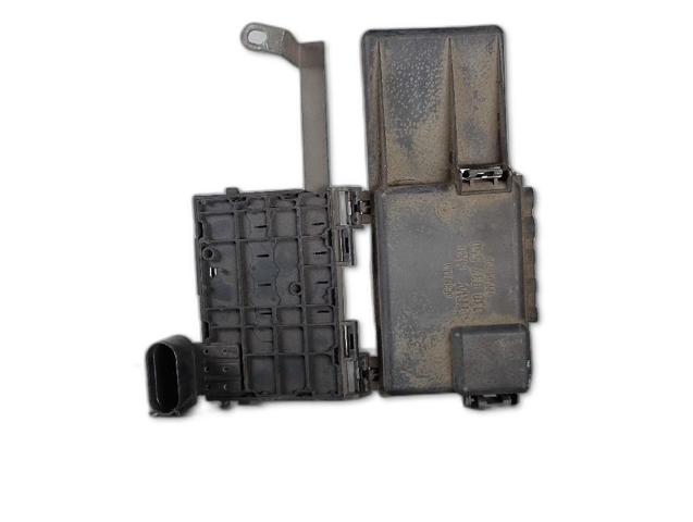 Skrzynka bezpieczników Volkswagen Polo 3 6KV2