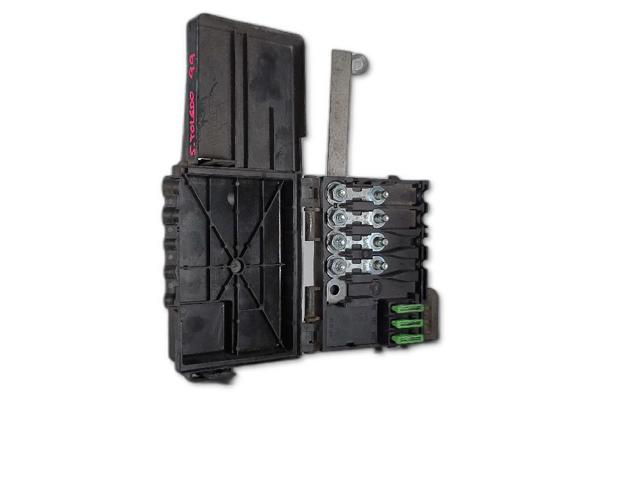 Skrzynka bezpieczników Volkswagen Polo 3 6KV2