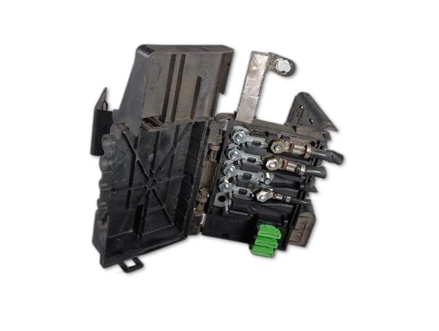 Skrzynka bezpieczników Volkswagen Polo 3 6KV2