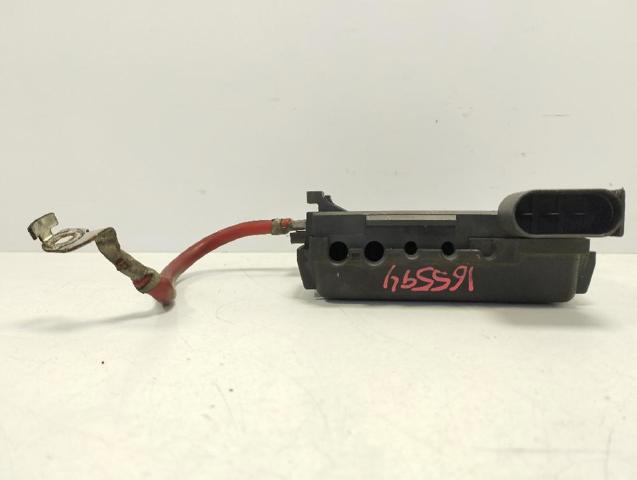 Skrzynka bezpieczników Volkswagen Polo 3 6KV2