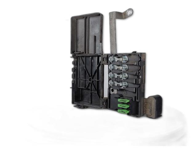 Skrzynka bezpieczników Volkswagen Polo 3 6KV2