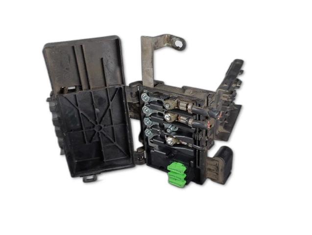 Skrzynka bezpieczników Volkswagen Polo 3 6KV2