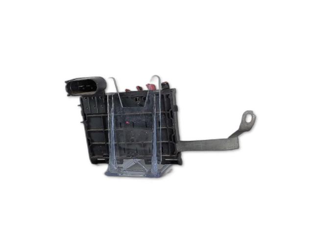 Skrzynka bezpieczników Volkswagen Polo 3 6KV2