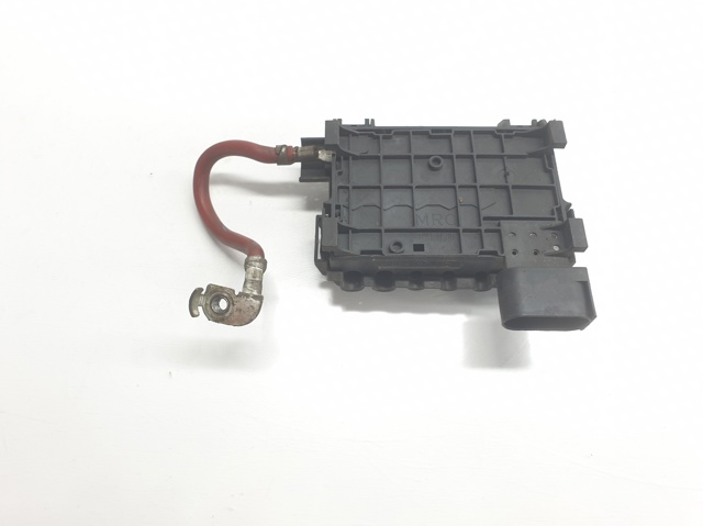 Skrzynka bezpieczników Volkswagen Golf 4 1J1