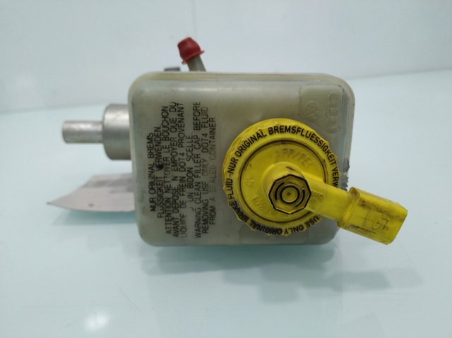 Główny cylinder hamulców 1J1611301B VAG