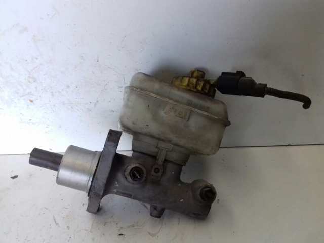 Główny cylinder hamulców 1J1611301B VAG