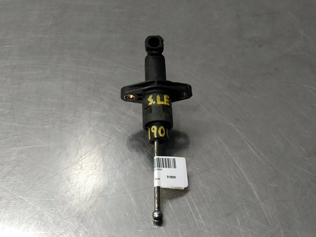 Cylinder sprzęgła główny 1J1721388C VAG