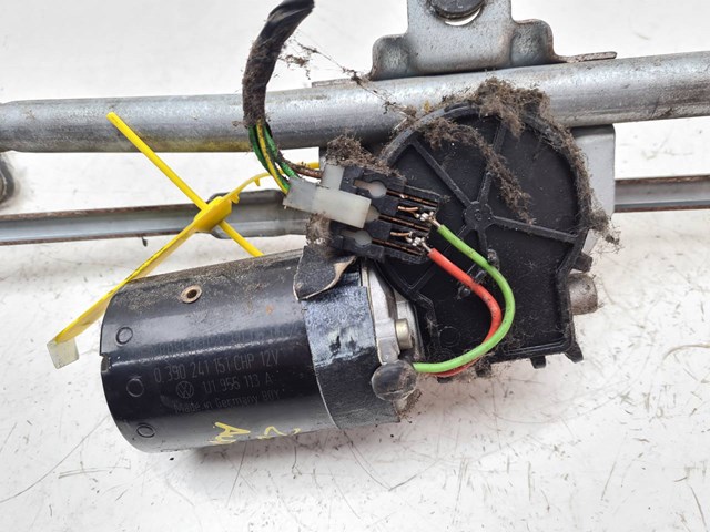 Silniczek wycieraczki szyby przedniej 1J1955113A VAG