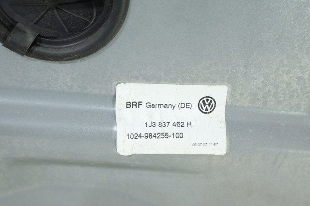 Mechanizm podnoszenia szyby drzwi przednich prawych 1J3837462H VAG