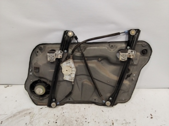 Mechanizm podnoszenia szyby drzwi przednich lewych 1J4837755E VAG