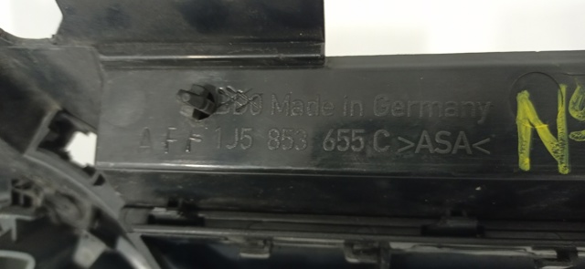 Atrapa chłodnicy Volkswagen Bora 1J2