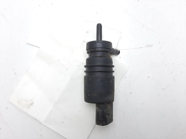 Pompka spryskiwacza szyby przedniej 1J5955651 VAG