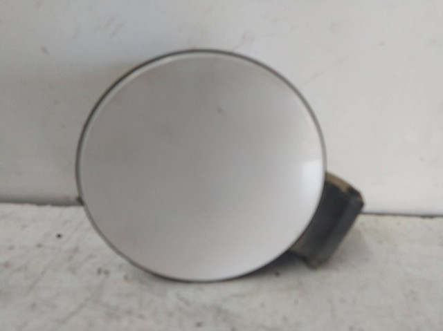 Klapka wlewu paliwa 1J6809857B VAG