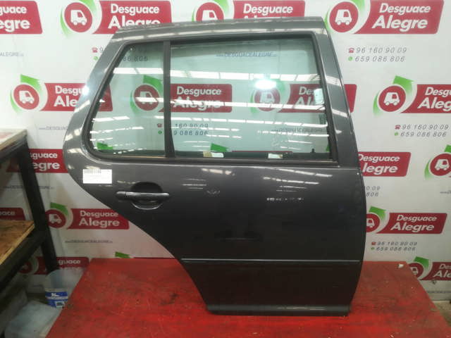 Drzwi tylne prawe Volkswagen Golf 4 1J1