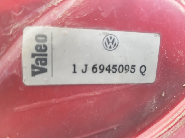 1J6945095Q VAG