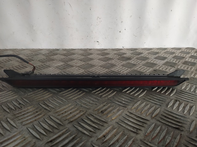 Lampa stop tylna dodatkowa 1J6945097C VAG