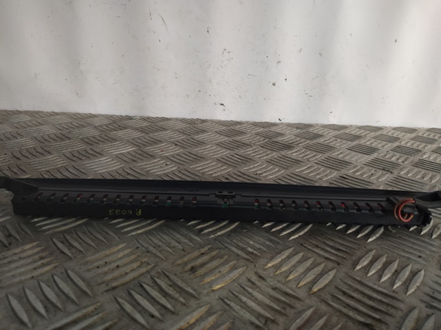 Lampa stop tylna dodatkowa 1J6945097C VAG