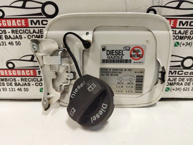 Klapka wlewu paliwa 1K0010497C VAG