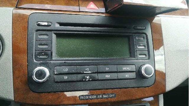 Radioodtwarzacz (radio AM/FM) 1K0035186P VAG