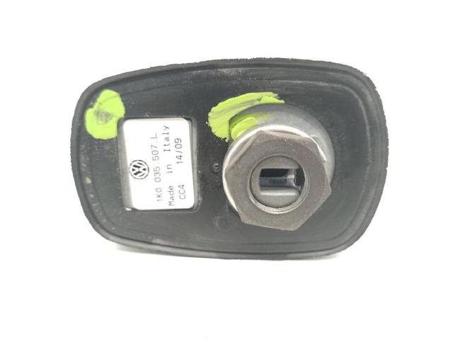 Antena Volkswagen Golf 5M1, 521