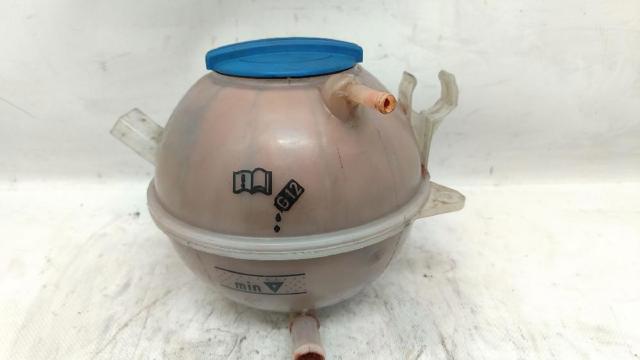 Zbiorniczek wyrównawczy układu chłodzenia 1K0121407F VAG