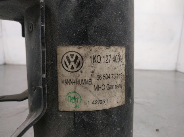 Kupić Obudowa filtra paliwa Volkswagen Jetta III 1K2 w dobrej cenie