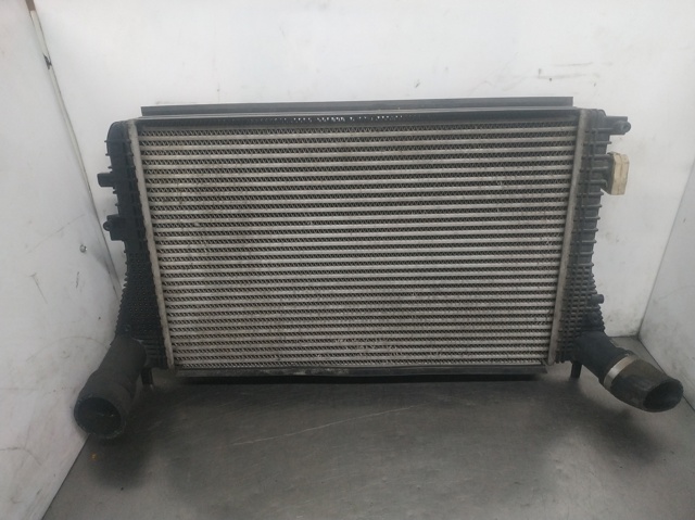 Chłodnica intercoolera 1K0145803AF VAG