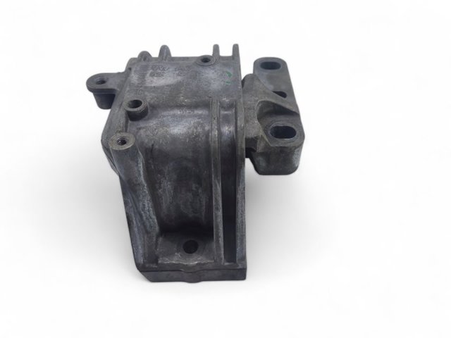 Poduszka (podpora) silnika prawa 1K0199262 VAG