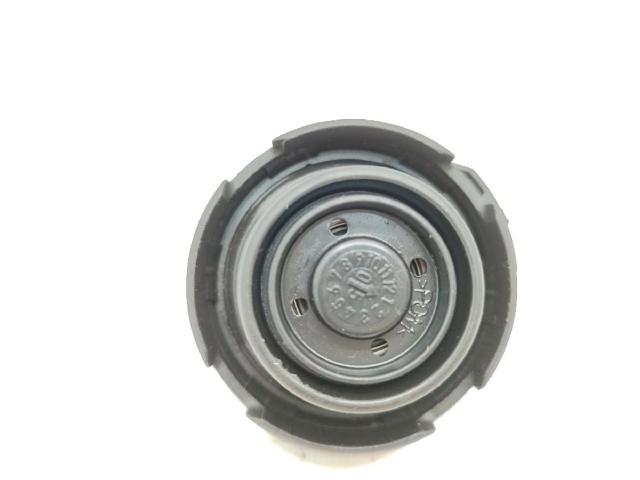 Korek wlewu paliwa Audi A3 8P1