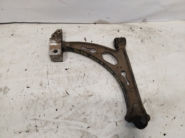 Wahacz zawieszenia przedniego dolny prawy 1K0407152AC VAG