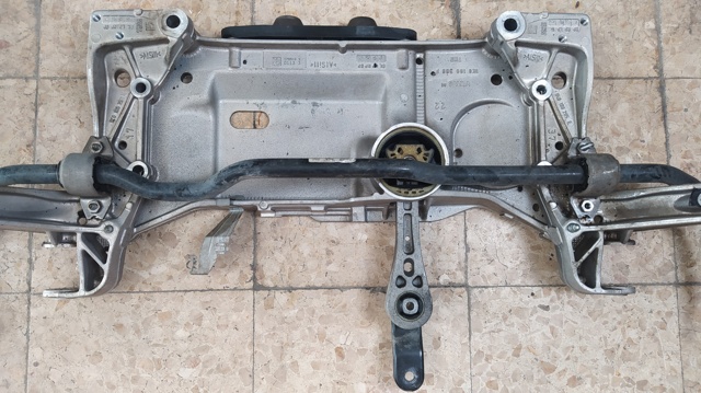 Tuleja stabilizatora przedniego 1K0411303 VAG