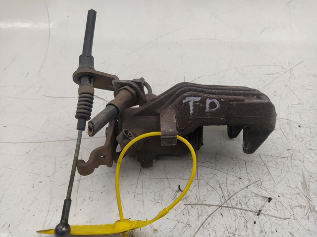 Zacisk hamulcowy tylny prawy 1K0615424J VAG