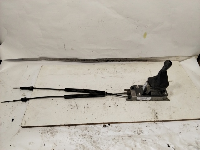 Mechanizm zmiany biegów (cięgno) 1K0711049CH VAG