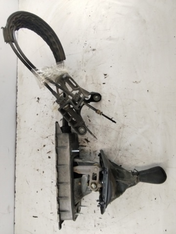 Mechanizm zmiany biegów (cięgno) 1K0711049CH VAG