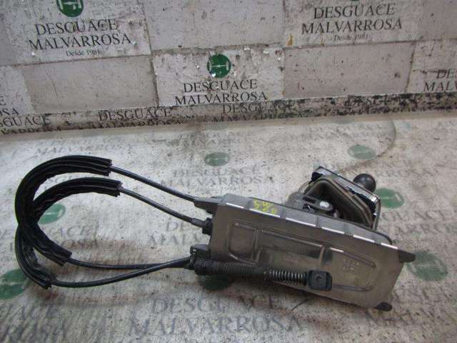 Mechanizm zmiany biegów (cięgno) 1K0711050A VAG