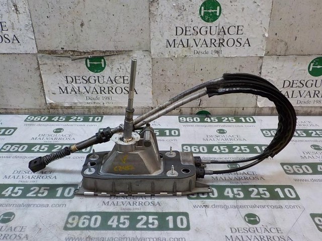 Mechanizm zmiany biegów (cięgno) 1K0711050A VAG