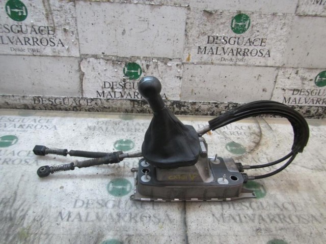 Mechanizm zmiany biegów (cięgno) 1K0711050A VAG