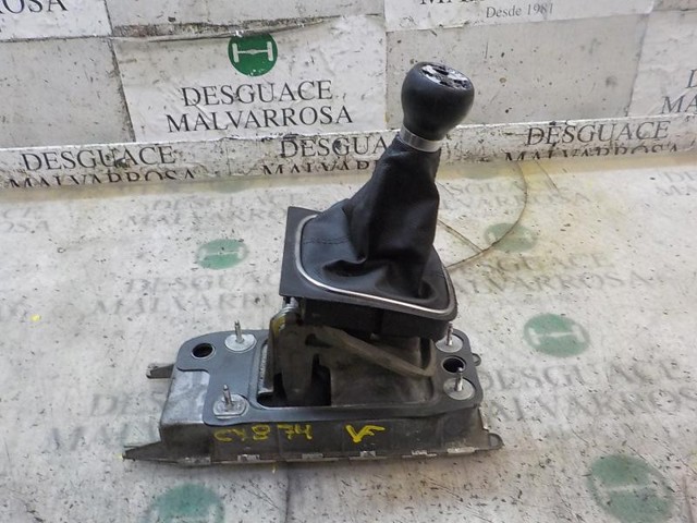 Mechanizm zmiany biegów (cięgno) 1K0711050A VAG