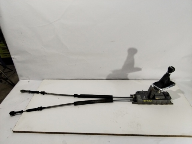 Mechanizm zmiany biegów (cięgno) 1K0711061A VAG