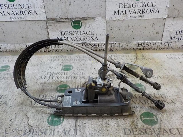 Mechanizm zmiany biegów (cięgno) 1K0711061A VAG