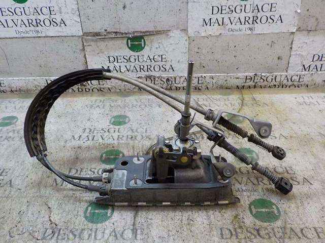 Mechanizm zmiany biegów (cięgno) 1K0711061A VAG
