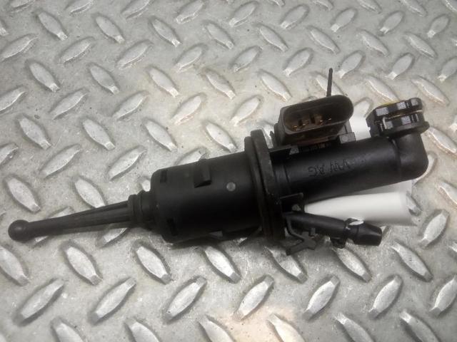 Cylinder sprzęgła główny 1K0721388K VAG