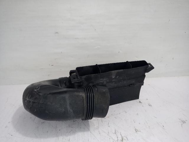 Wlot powietrza do filtra powietrza Audi A3 8P1