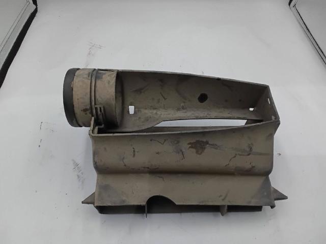 Wlot powietrza do filtra powietrza Volkswagen Jetta 5 1K2