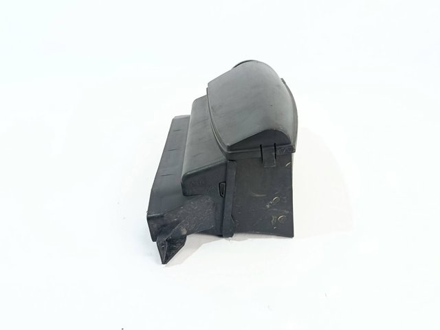 Wlot powietrza do filtra powietrza Volkswagen Passat 362