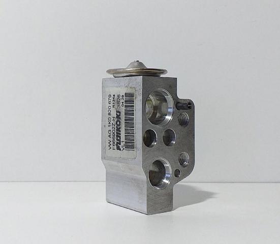 1K0820679 VAG