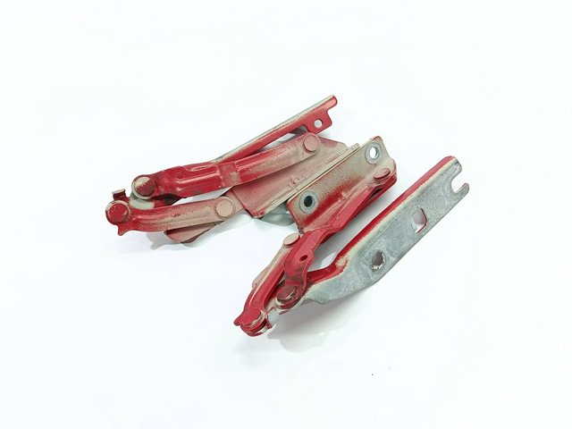 Zawias maski prawy 1K0823302C VAG
